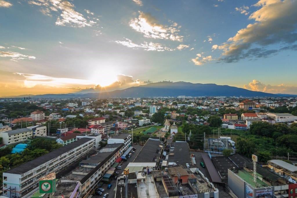 Astra Suites Central Chiang Mai Dış mekan fotoğraf