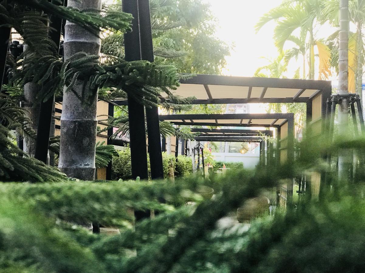 Astra Suites Central Chiang Mai Dış mekan fotoğraf