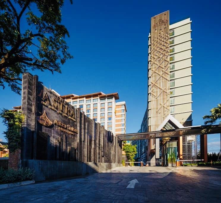 Astra Suites Central Chiang Mai Dış mekan fotoğraf